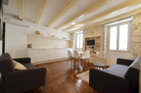 Grisia Apartments